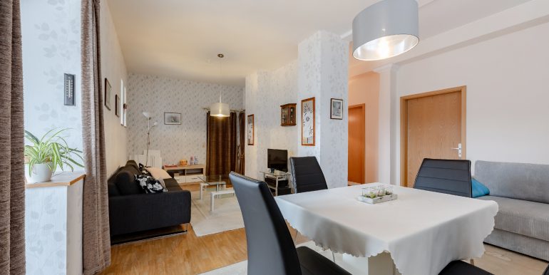 Erdgeschoss: Esszimmer