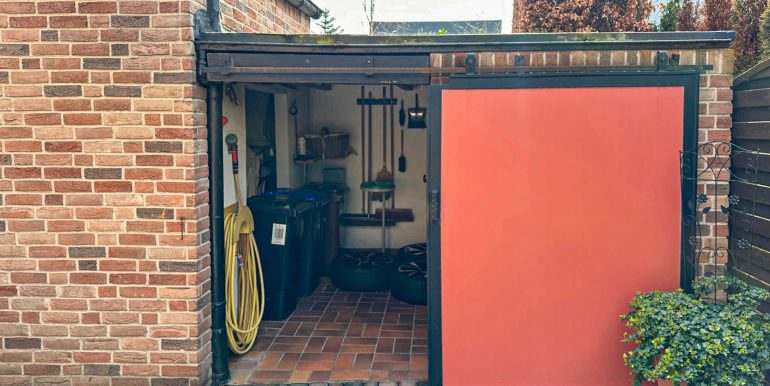 Garage/Nebengebäude