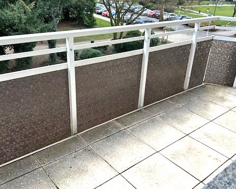 sonniger Süd-Ost-Balkon