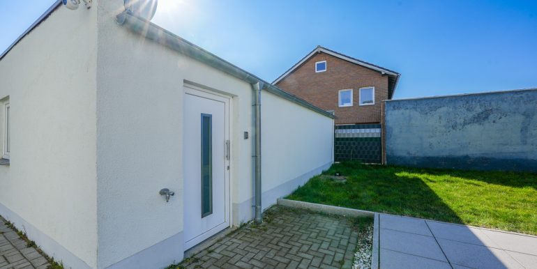 Hintereingang Garage