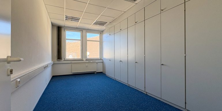 Büro 1