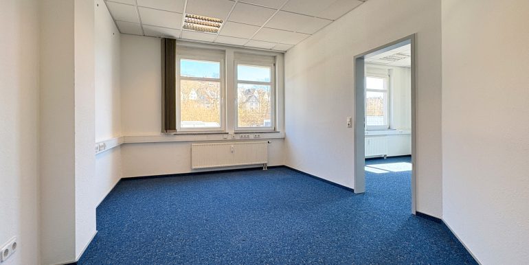 Büro 6