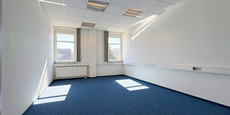 Büro 9