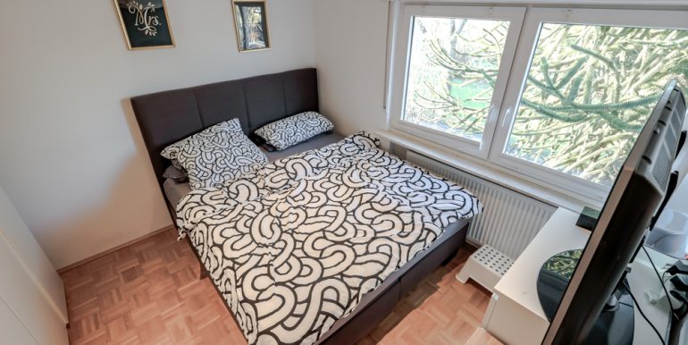 Schlafzimmer 1 OG