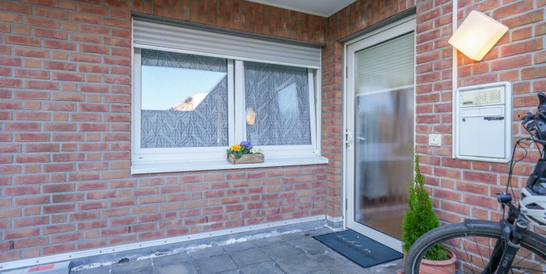 2 Wohnungseingang