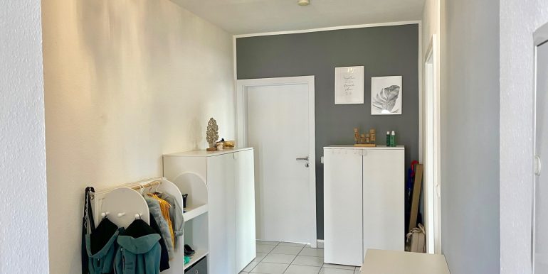 Eingangsbereich (Wohnung II - OG)