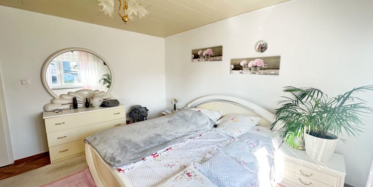 Schlafzimmer EG