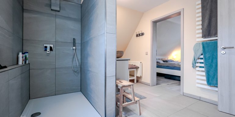 Dusche OG