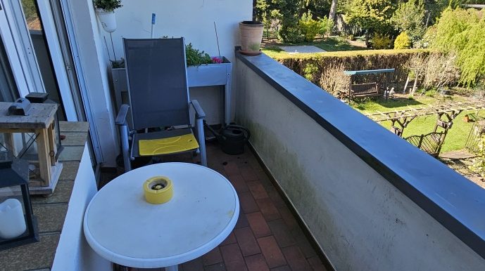 Balkon OG