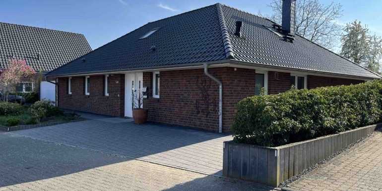 Straßenansicht