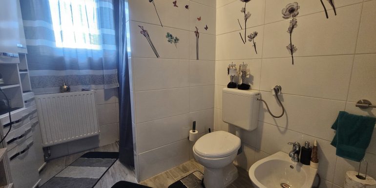 Badezimmer EG