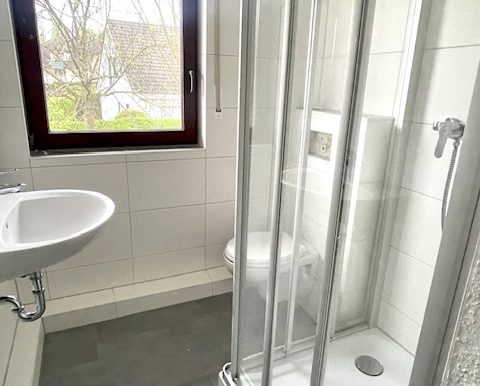 Duschbad mit Fenster