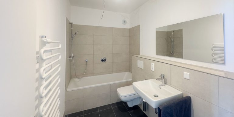 Wannenbad mit WC