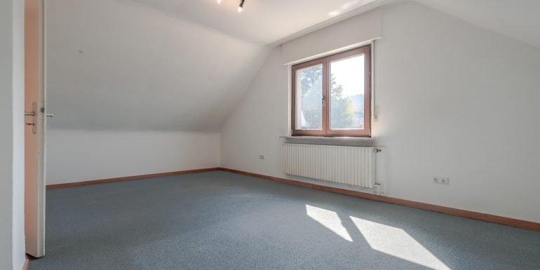Zimmer 1 DG