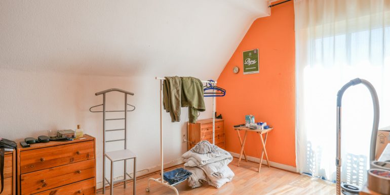 Zimmer 2 OG