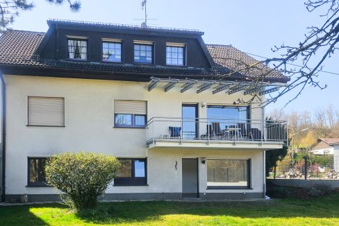 Hausansicht Garten