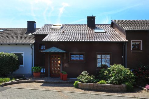 Straßenansicht