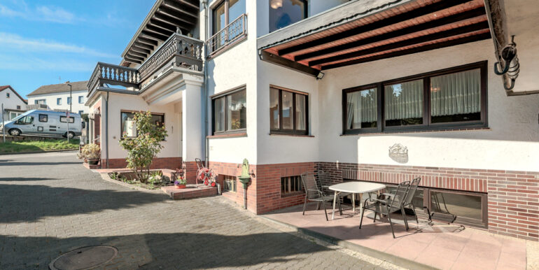 Hof/ Terrasse