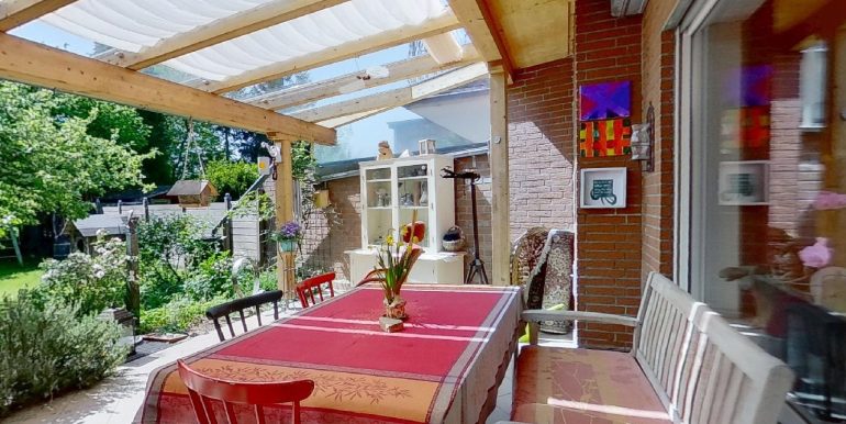 überdachte Terrasse