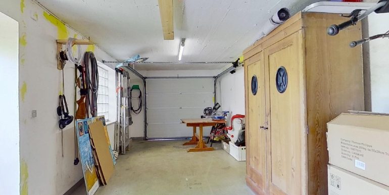 große Garage
