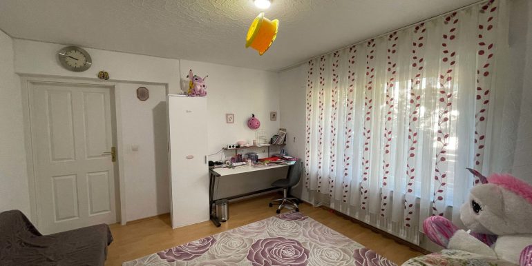 Kinderzimmer EG