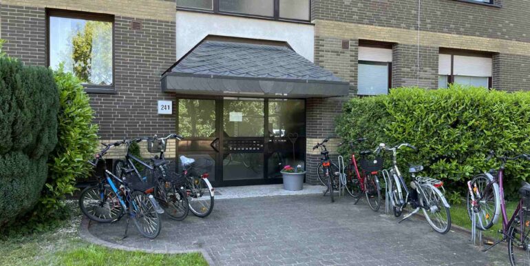 Top-gepflegte, größere Anlage