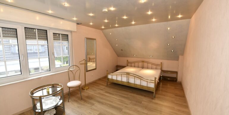 Schlafzimmer im Dachgeschoss