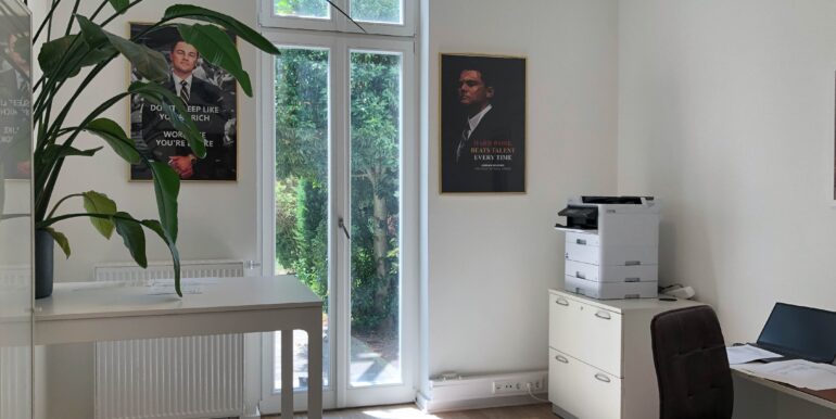 Büro 4