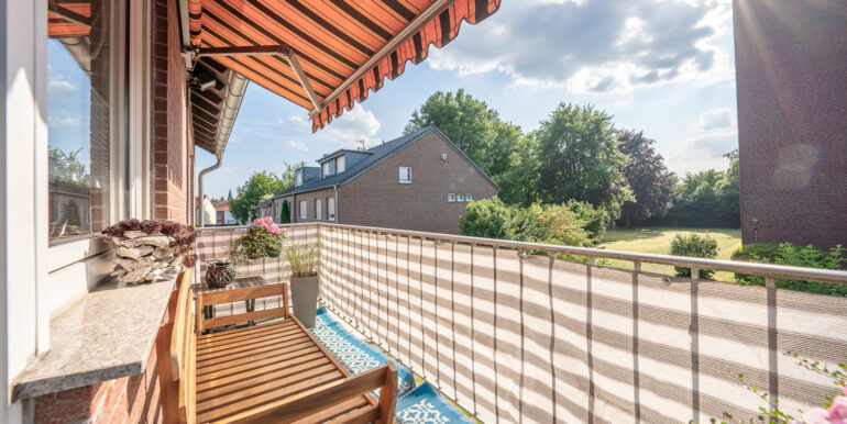 Balkon OG