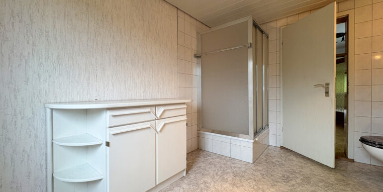 Badezimmer (OG)