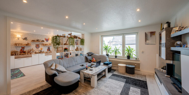5 Wohnzimmer EG