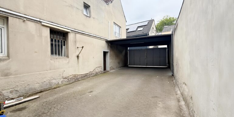 Hoffläche Einheit rechts