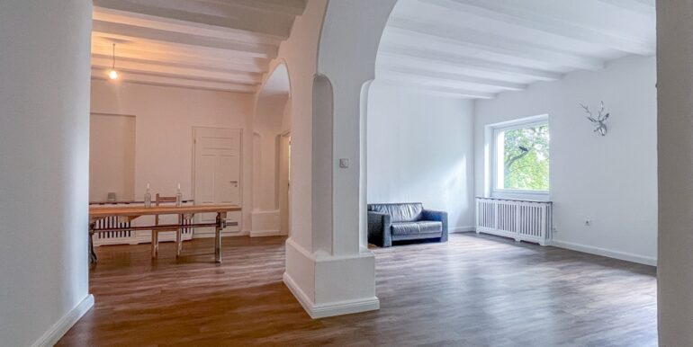 Wohn- und Esszimmer Wohnung 2