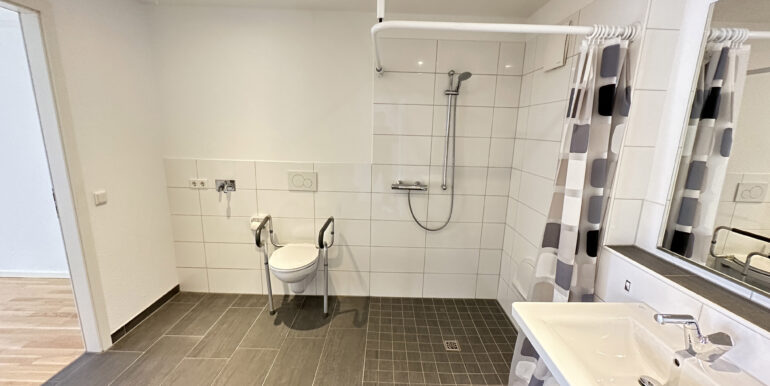 Badezimmer mit Schlafzimmerzugang