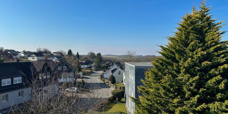 traumhafte Fernsicht vom Balkon