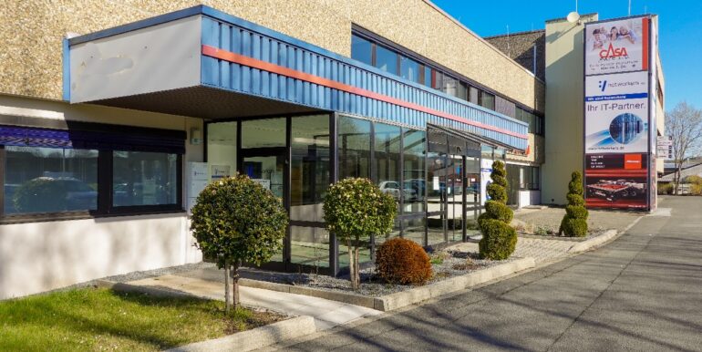 Eingang seitl. und Schiebetür