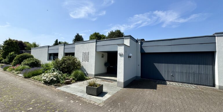 Ansicht Strassenseite