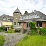 Issum-Sevelen: Großes Anwesen