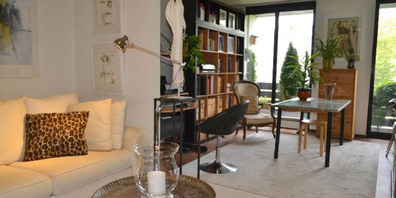 Zweites Arbeits-oder Schlafzimmer