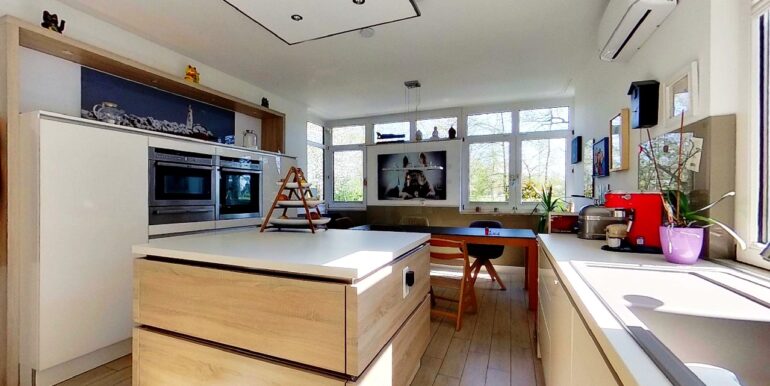 über 40m² Küchenbereich