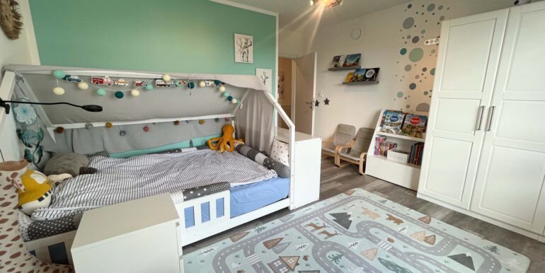 Kinderzimmer 1 OG