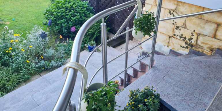 Treppe in den Garten