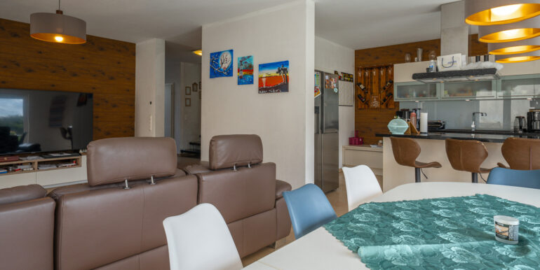 Offener Wohn Ess und Kochbereich