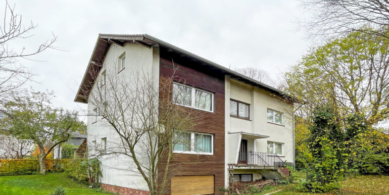 angrenzendes Wohnhaus