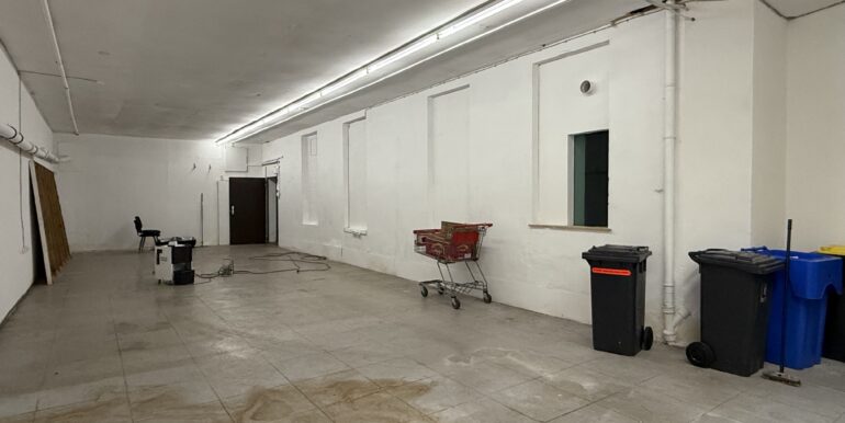 Hoffläche überdacht