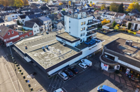 Seitliche Luftaufnahme