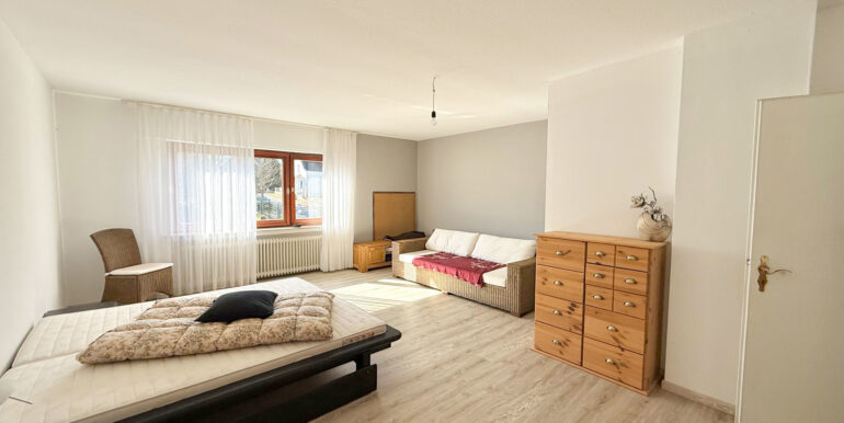 OG Großes Schlafzimmer