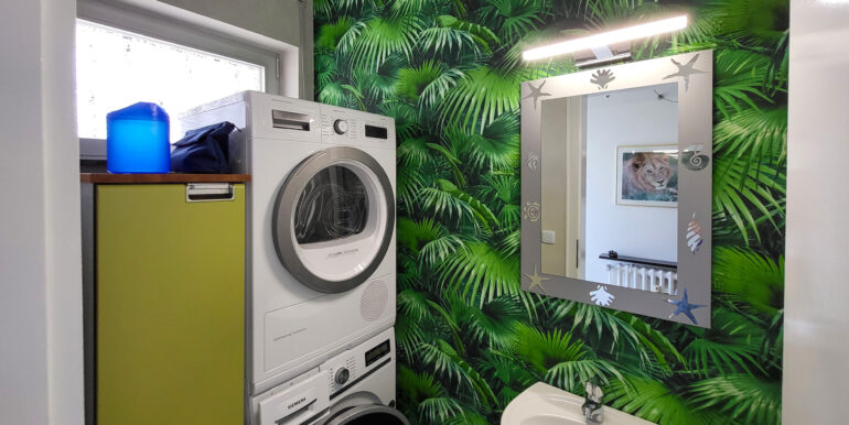 Gäste-WC/ Hauswirtschaftsraum