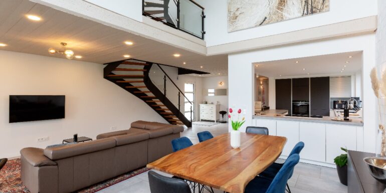 Offen gestalteter Wohnbereich