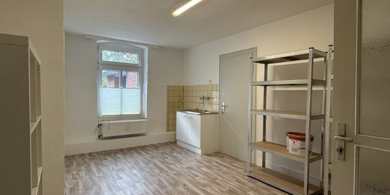 Gewerbe EG links Lager